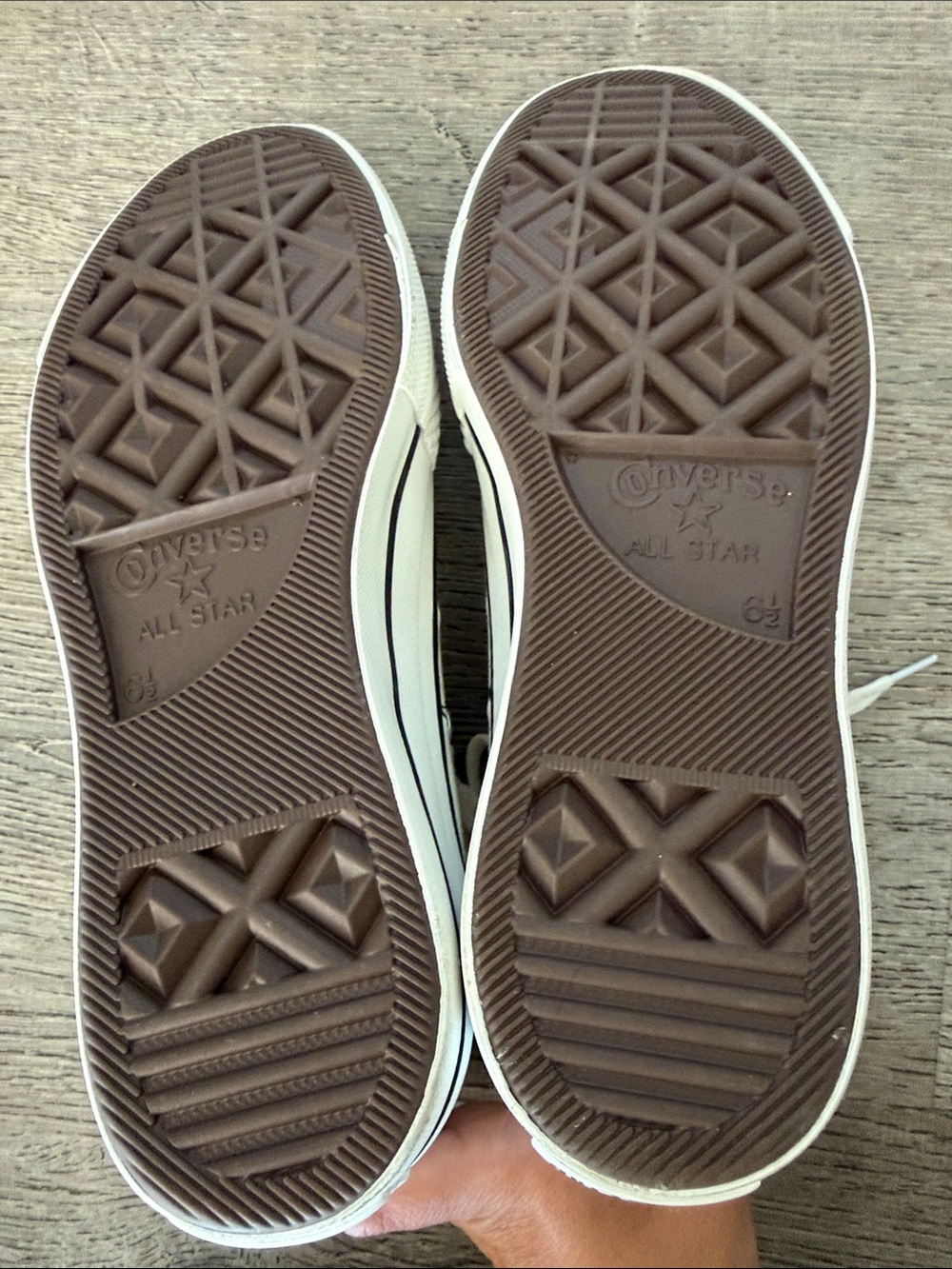 Women's Chuck Taylor All Star Hi Lift Platform Sneaker Size 8.5 - Picture 4 of 5